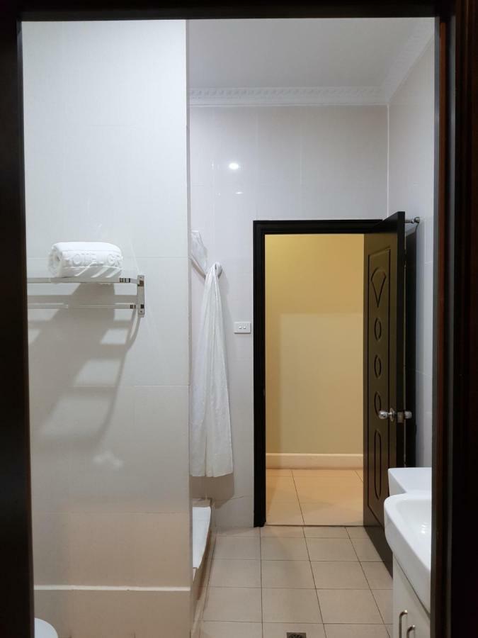 Lae City Hotel Exterior photo